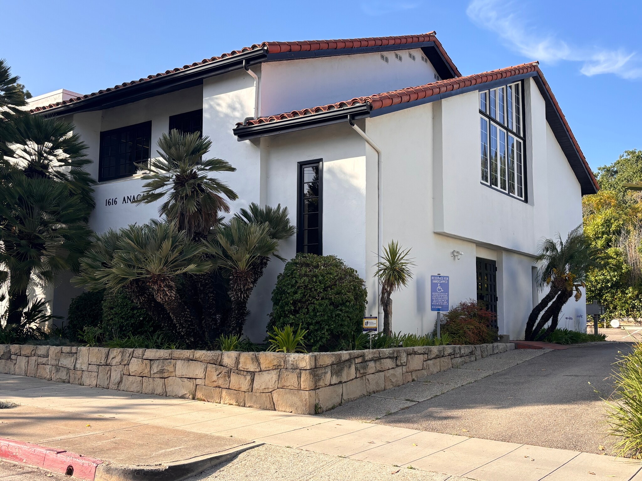 1616 Anacapa St, Santa Barbara, CA for lease Building Photo- Image 1 of 19
