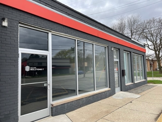 4314-4320 Rochester Rd, Royal Oak, MI for lease Building Photo- Image 1 of 15
