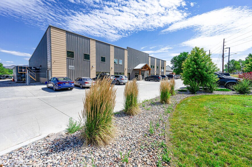 1944 Airport Rd, Rifle, CO à vendre - Photo du bâtiment - Image 3 de 19