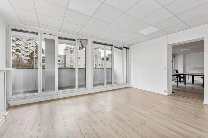 11 Rue Erard, Paris for lease - Building Photo - Image 2 of 17