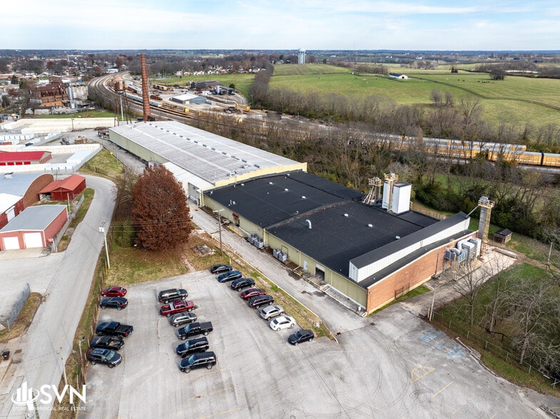 1750 17th St, Paris, KY for lease - Building Photo - Image 2 of 36