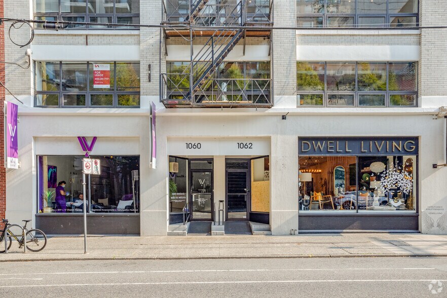 1062 Homer St, Vancouver, BC à louer - Photo du bâtiment - Image 3 de 5