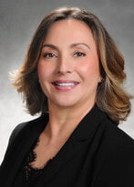 Yesenia Leonard