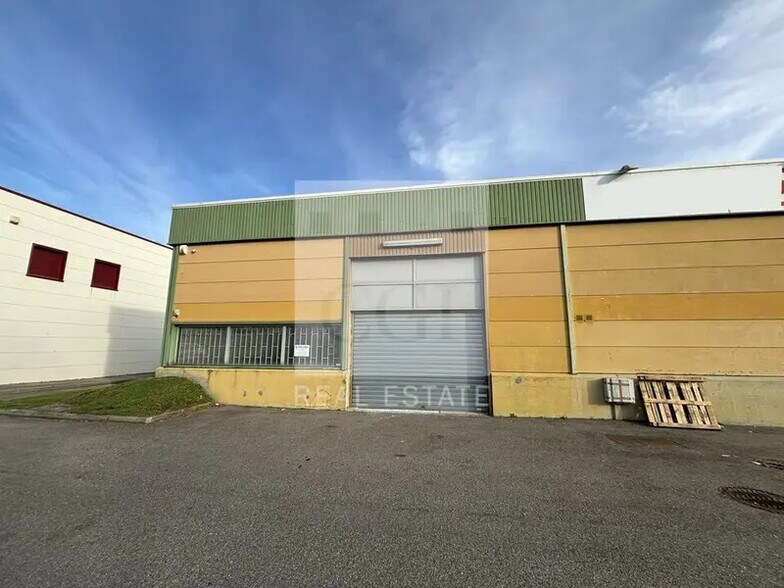 5 Rue Du Mont-Blanc, Corbas for lease - Building Photo - Image 2 of 18
