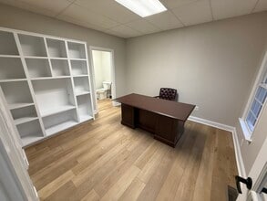 3229 Anderson Hwy, Powhatan, VA for lease Interior Photo- Image 2 of 7