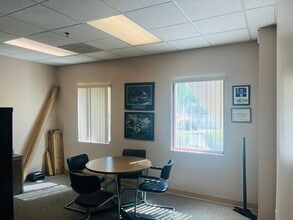 1951 Stella Lake Dr, Las Vegas, NV for lease Interior Photo- Image 1 of 3