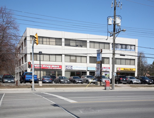More details for 222 Dixon Rd, Toronto, ON - Office for Lease