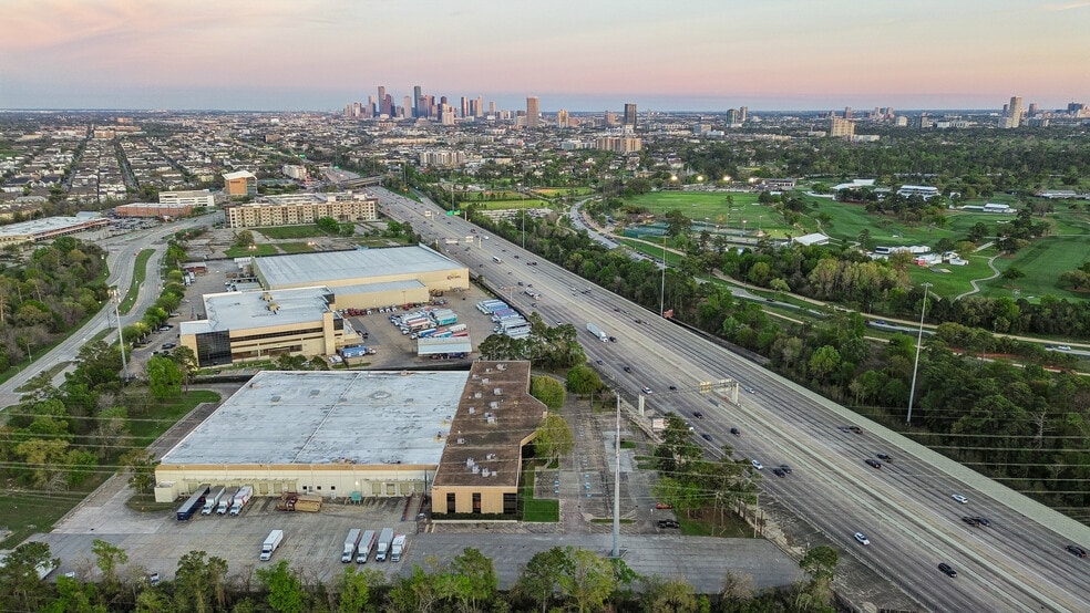 6869 Old Katy Rd, Houston, TX for lease - Aerial - Image 2 of 10