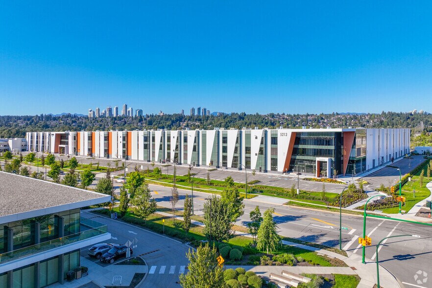 5213 N Fraser Way, Burnaby, BC à vendre - Photo principale - Image 1 de 1
