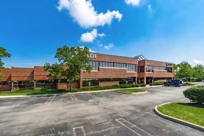 More details for 600 Lakeview Plaza Blvd, Worthington, OH - Office, Flex for Lease