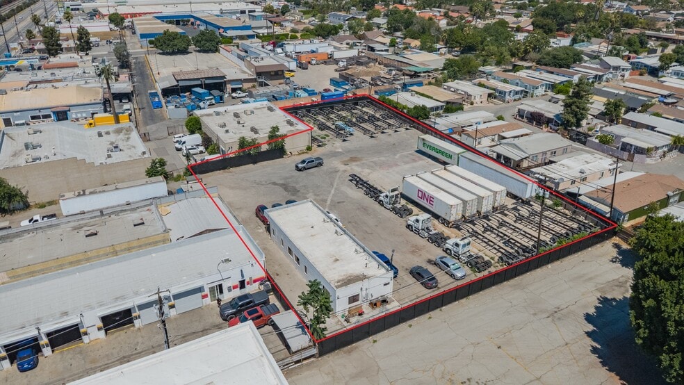 18117-18119 E Valley Blvd, La Puente, CA à louer - Aérien - Image 3 de 19