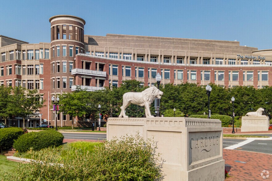2000 Duke St, Alexandria, VA à louer - Photo du bâtiment - Image 3 de 15