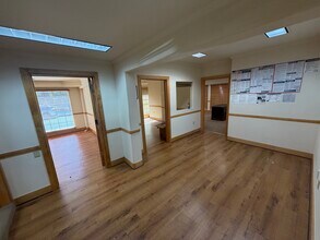 1554 S Sepulveda Blvd, Los Angeles, CA for lease Interior Photo- Image 1 of 8