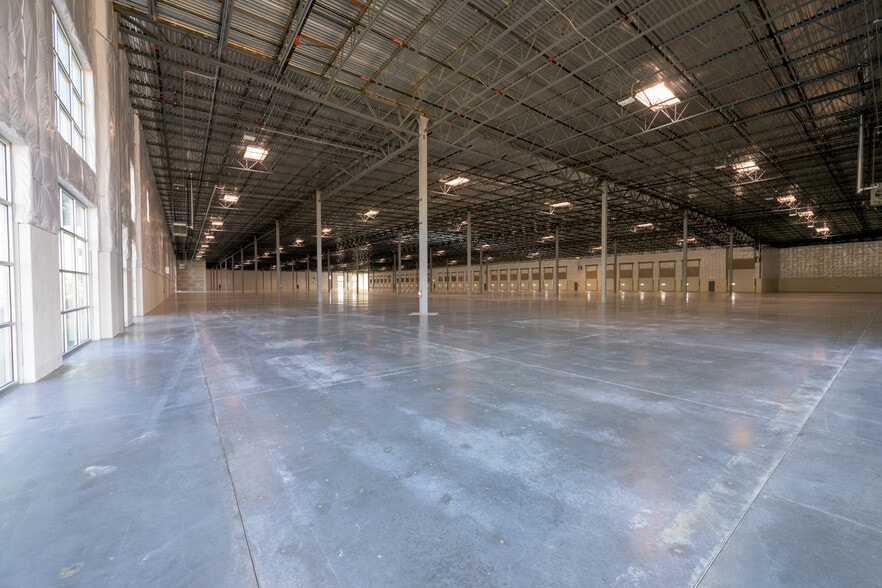 17710 E Euclid Ave, Spokane Valley, WA for sale - Interior Photo - Image 3 of 9