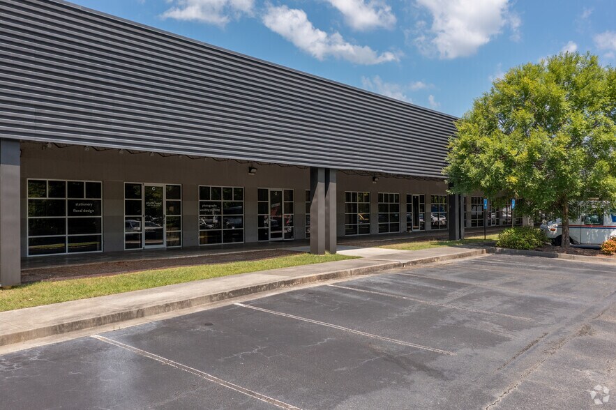 1500 Southland Cir NW, Atlanta, GA à louer - Photo du bâtiment - Image 2 de 6