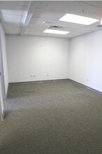 1270 N Loop 1604 E, San Antonio, TX for lease Interior Photo- Image 2 of 5