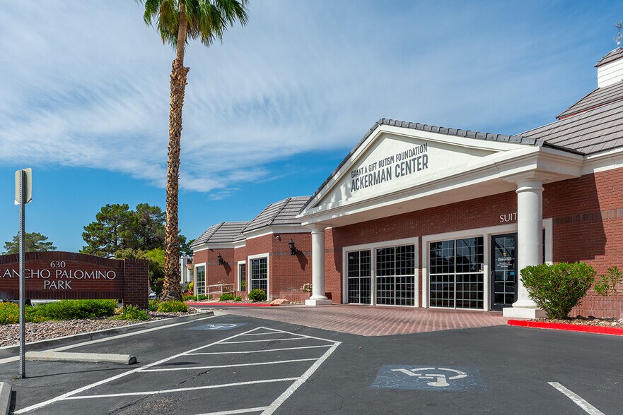 630 S Rancho Dr, Las Vegas, NV à louer - Photo du bâtiment - Image 3 de 13