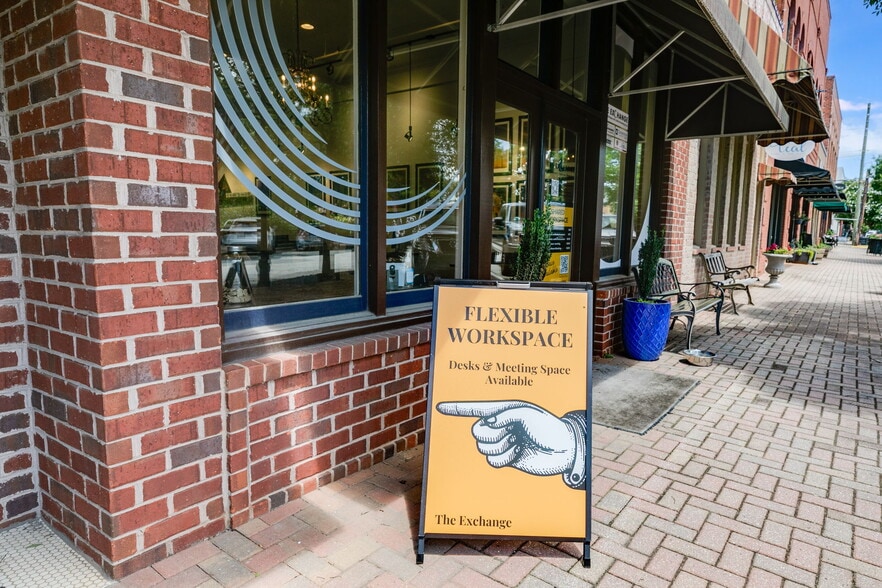 207 W Jefferson St, Madison, GA for lease - Building Photo - Image 3 of 28