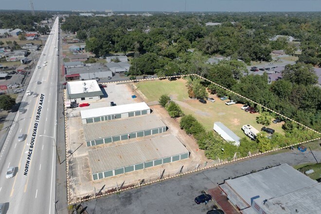 Pensacola Self-Storage portefeuille de 2 propriétés à vendre sur LoopNet.ca - Photo du bâtiment - Image 3 de 12