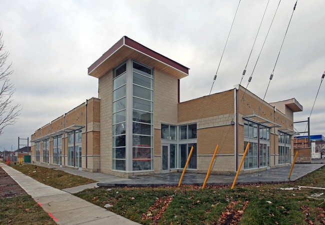 Plus de détails pour 1812-1814 Simcoe St N, Oshawa, ON - Commerce de détail à louer