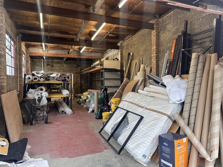 20 Green Wrythe Ln, Carshalton à louer - Photo intérieure - Image 3 de 8