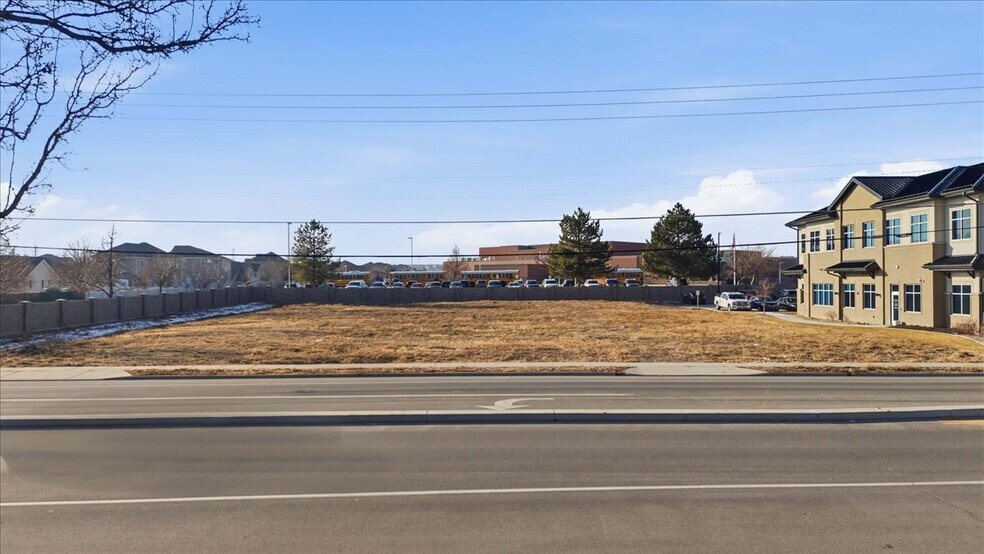 12872 S 3600 West, Riverton, UT à vendre - Photo du bâtiment - Image 2 de 23