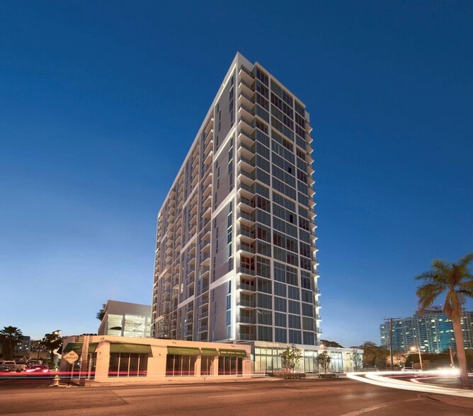 180 NE 29th St, Miami, FL for lease - Building Photo - Image 1 of 111