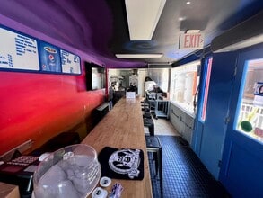 1146-1148 Garnet Ave, San Diego, CA for lease Building Photo- Image 2 of 5