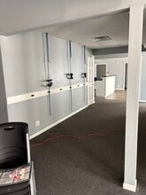 2603 E Cass St, Joliet, IL for lease Interior Photo- Image 2 of 3