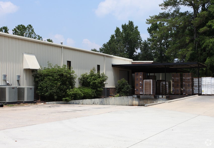 9696 Tara Blvd, Jonesboro, GA à louer - Photo du bâtiment - Image 2 de 8