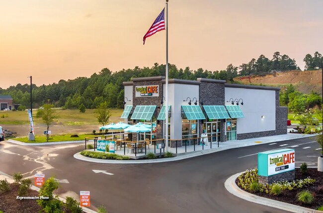 More details for 1100 Peterson Ave S, Douglas, GA - Retail for Sale