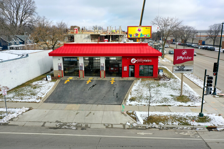 1102 E Washington Ave, Madison, WI à vendre - Photo du bâtiment - Image 1 de 1