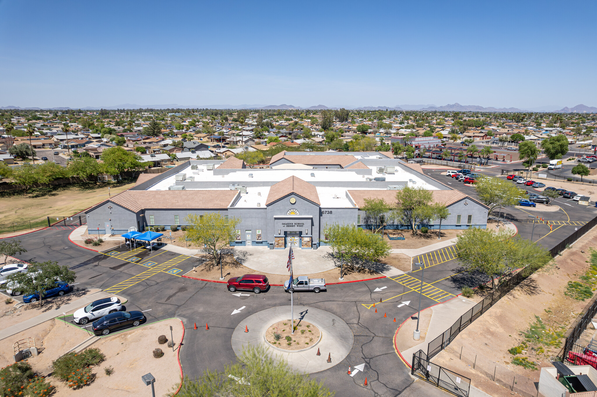 6738 W McDowell Rd, Phoenix, AZ à vendre Photo principale- Image 1 de 5