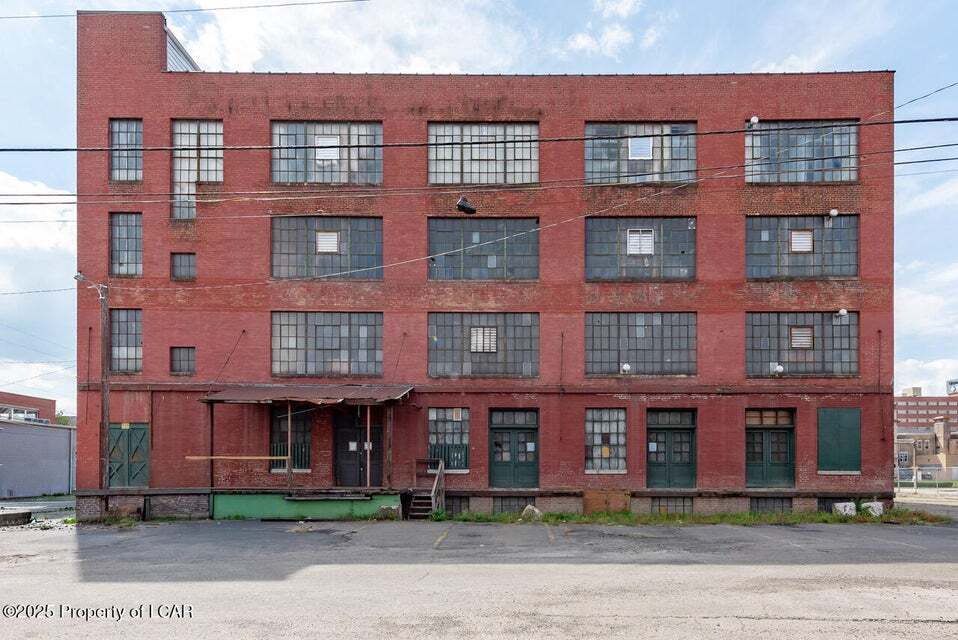 64 E Union St, Wilkes-Barre, PA for sale Primary Photo- Image 1 of 12