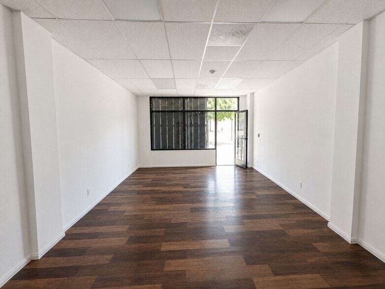 1218 W Sunset Blvd, Los Angeles, CA à louer - Photo du bâtiment - Image 2 de 5