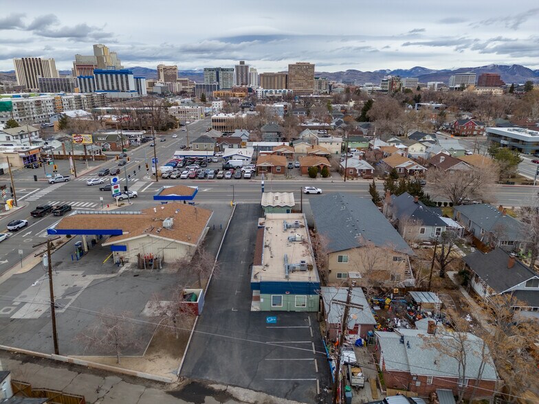 143 Keystone Ave, Reno, NV à vendre - Photo du bâtiment - Image 3 de 4
