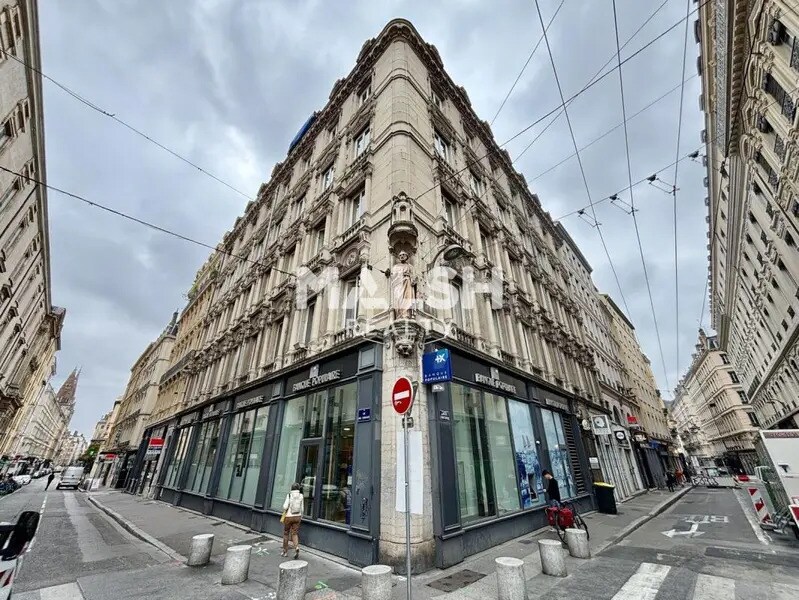 Immeuble residentiel dans Lyon à vendre Photo du bâtiment- Image 1 de 12