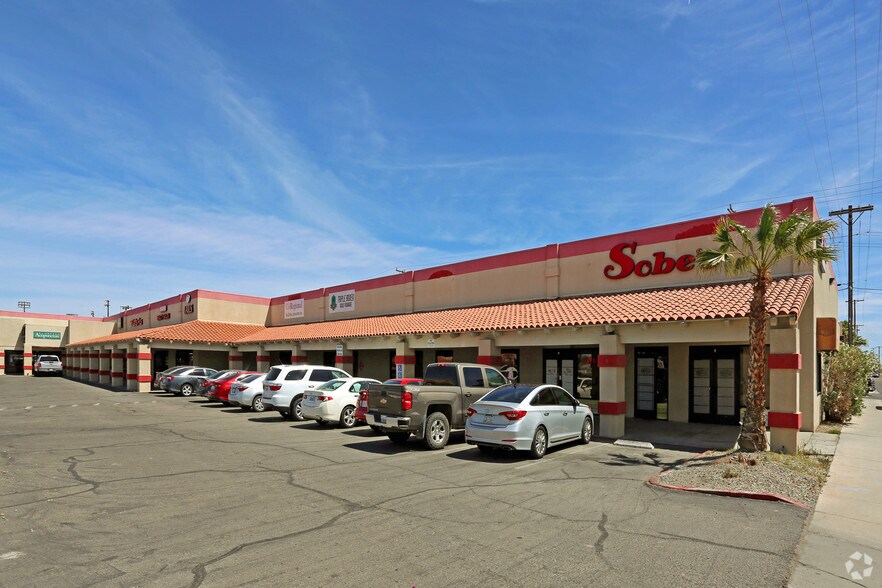 1109-1151 S 4th St, El Centro, CA à vendre - Photo du bâtiment - Image 3 de 9