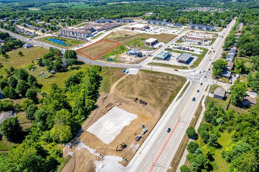 4421 Dayspring, Columbia, MO à vendre - Photo du bâtiment - Image 2 de 4