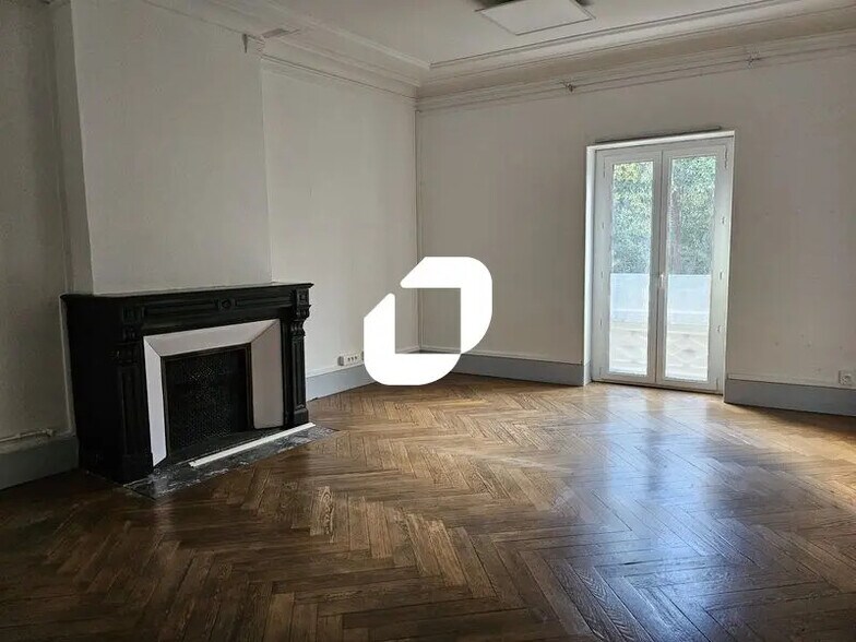 Office in Montpellier for lease - Interior Photo - Image 3 of 6