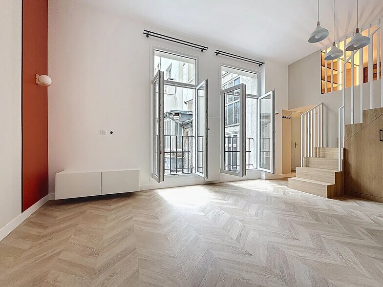 Office in Paris for sale - Building Photo - Image 3 of 26