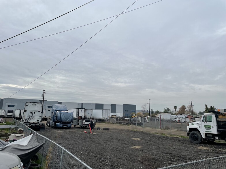 365 E Central Ave, San Bernardino, CA for sale - Primary Photo - Image 1 of 6