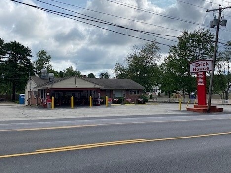 1391 Hooksett Rd, Hooksett, NH for sale - Building Photo - Image 1 of 35