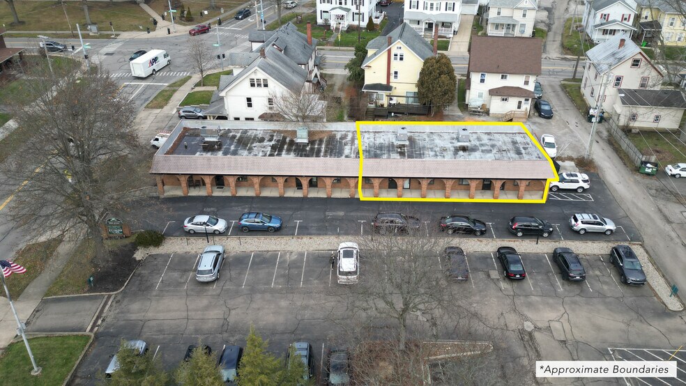 567 N Market St, Wooster, OH for lease - Building Photo - Image 1 of 17