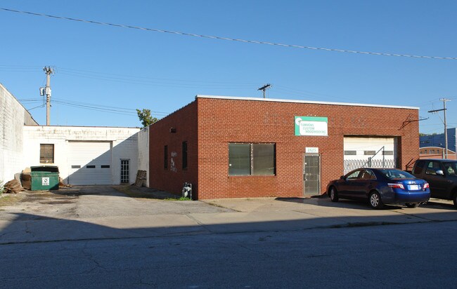 Plus de détails pour 1825 Locust St, Kansas City, MO - Industriel à vendre