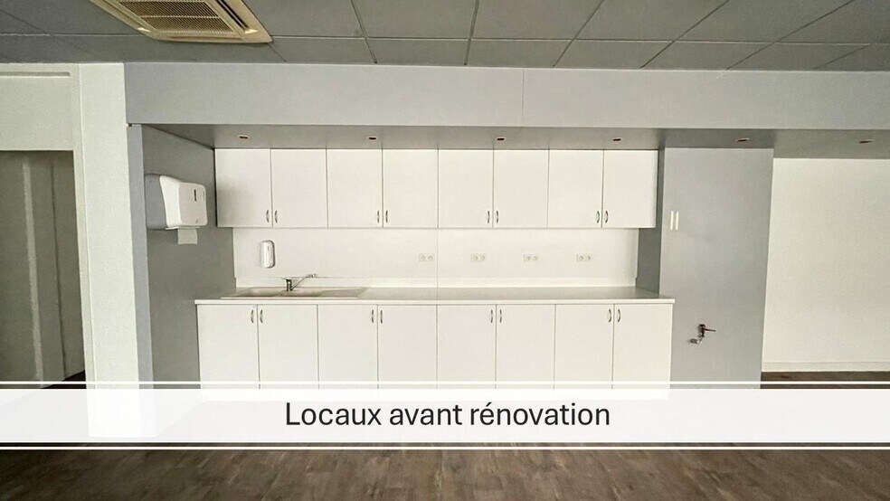 Office in Nantes for lease - Building Photo - Image 2 of 9
