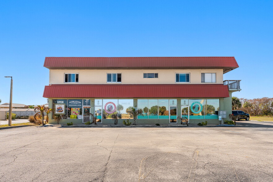1592 Jimmy Buffet Mem Hwy, Satellite Beach, FL à vendre - Photo principale - Image 1 de 67