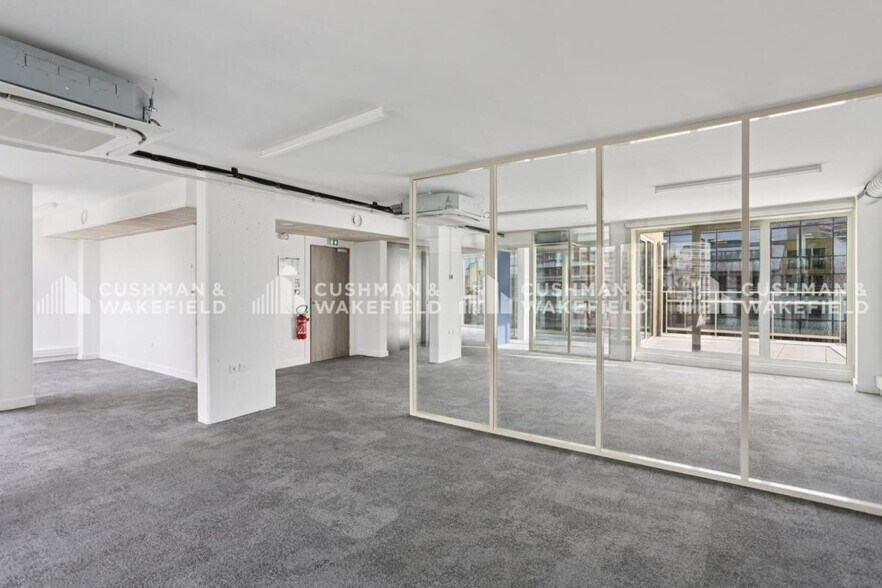 77 Rue Jean Bleuzen, Vanves à louer - Photo du bâtiment - Image 2 de 14