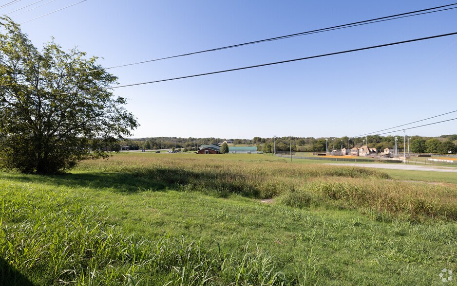 900 South Ellington Parkway, Lewisburg, TN à vendre - Photo principale - Image 1 de 8