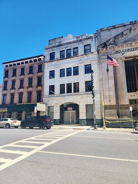 17 Market St, Poughkeepsie, NY à vendre - Photo du bâtiment - Image 2 de 15